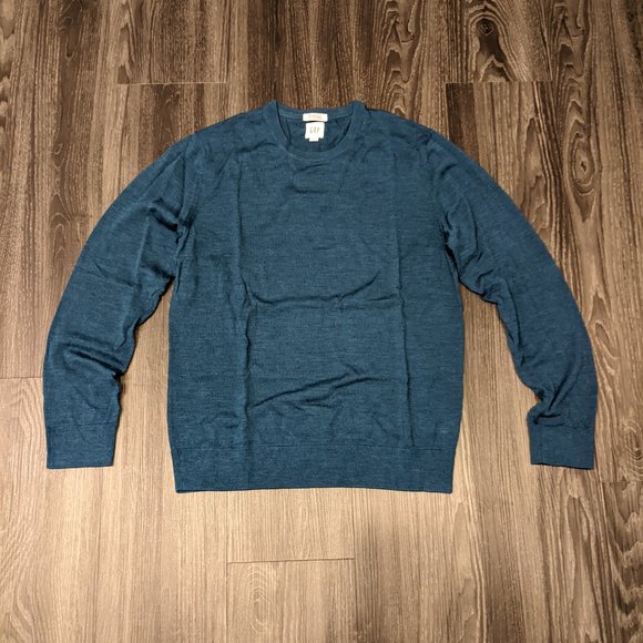 GAP Machine Washable 100% Merino Wool Sweater - Picture 2 of 4